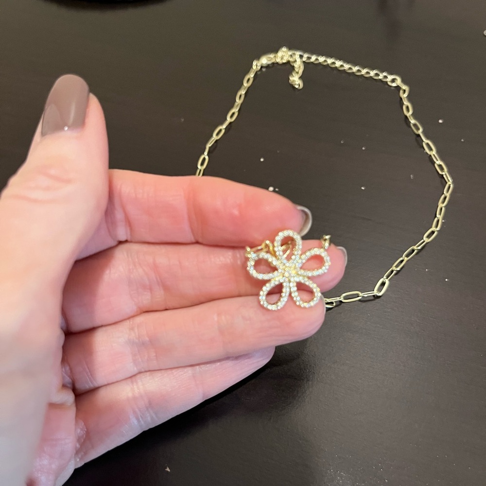 New Jennifer Miller gold plated & cz flower paperclip necklace